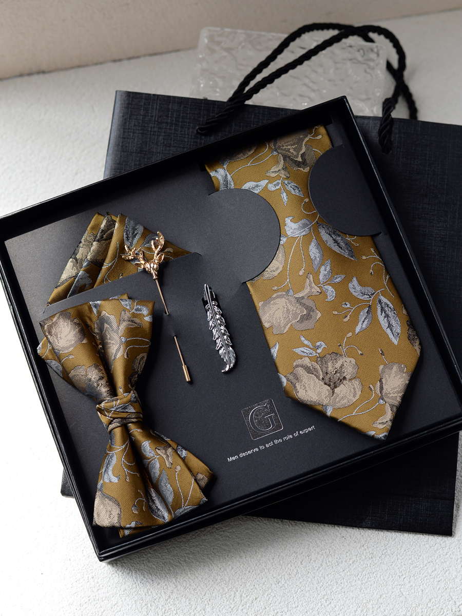 Men's Bow Tie Pocket Towel Bus - Men'S Grooming Gift Box review and price