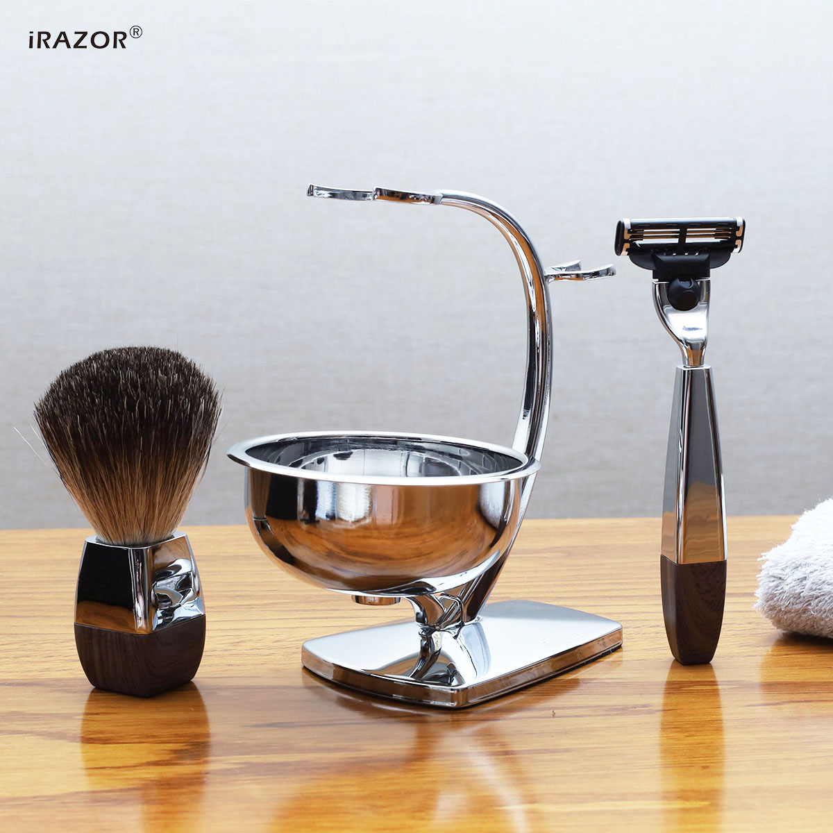 iRAZOR Professional Wet Shavin - Mens Grooming Kit Gift review and price